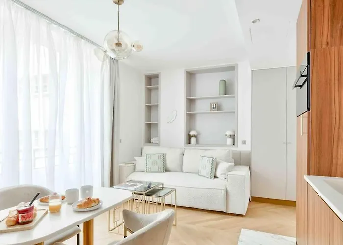 Daire Romantic Getaway - Le Marais - With Ac *