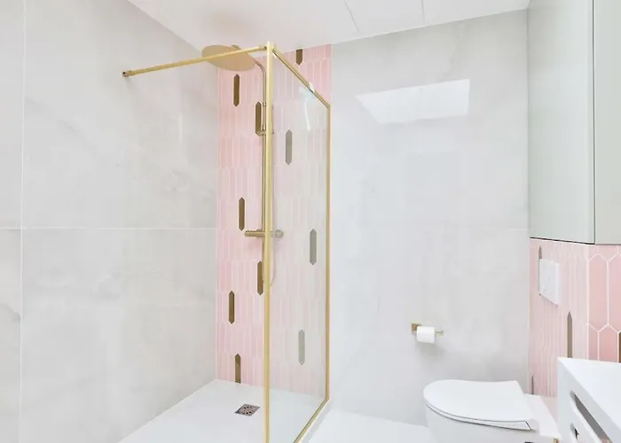 Romantic Getaway - Le Marais - With Ac *