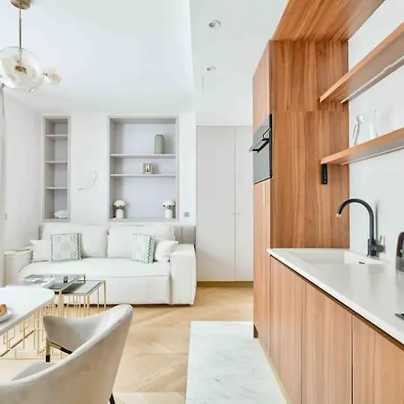 Appartement Romantic Getaway - Le Marais - With Ac *